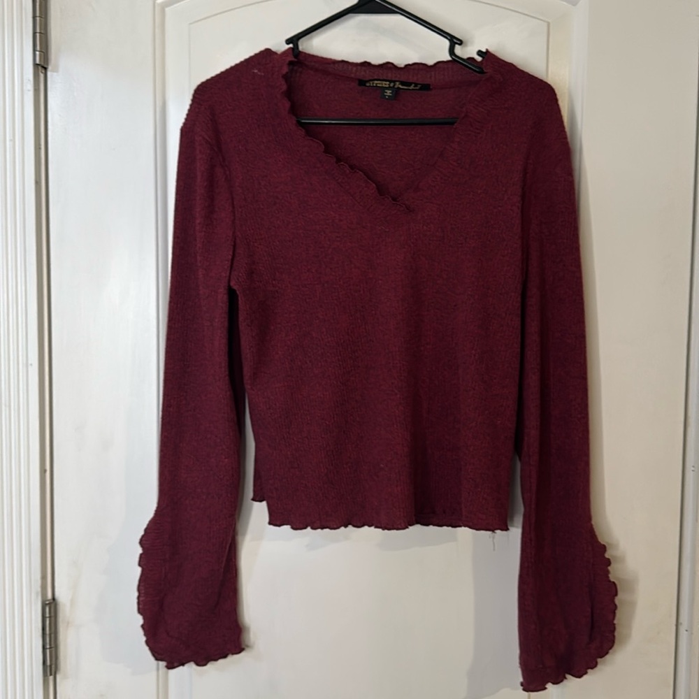Maroon sweater with ruffle sleeves